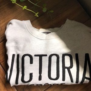 Victoria sport sweater